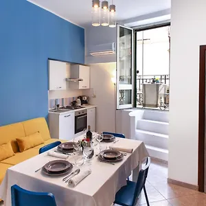 Marina House , Palerme Italie