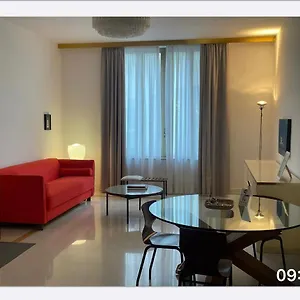 Corso Novara 5 Design , Неаполь Италия