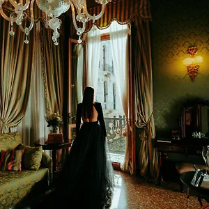 Al Ponte Dei Sospiri Hotel