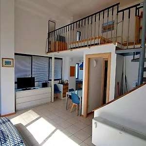 Apartamento Gemme Fiorentine In Front Of The Train Station 5 Minutes From The Centre Free Parking