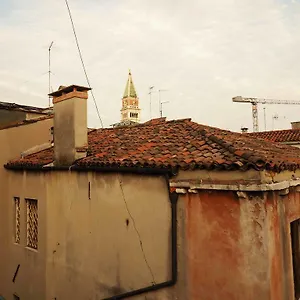 Daire Romantic Views San Marco