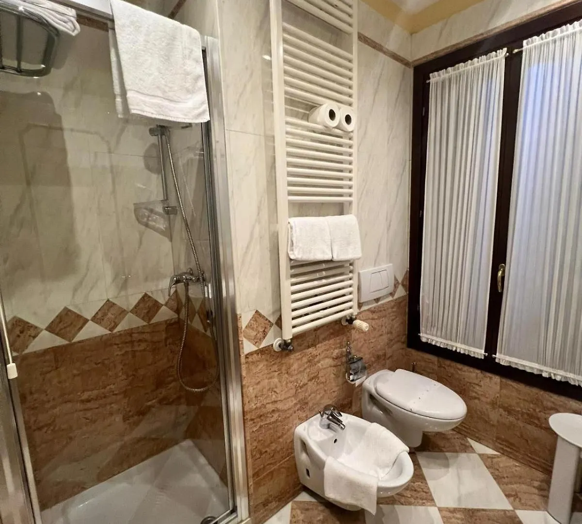 ונציה Hotel Ca' Dogaressa